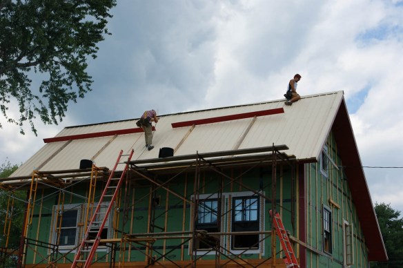 Removing and working on the ridge cap Removing and working on the ridge cap